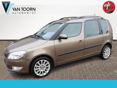Bruin Gebruikt 2012 Skoda Roomster MPV | € 9.948 (Eerlijke prijs)
