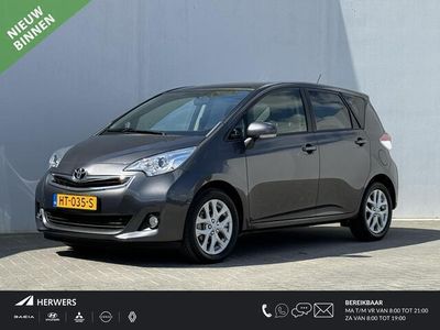 tweedehands Toyota Verso-S 1.3 VVT-i Trend / Automaat / Panoramadak / Boekjes / Dealer onderhouden / Trekhaak