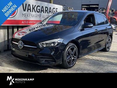 tweedehands Mercedes B250e AMG Line 18"/Trekhaak/Sfeerverlichting/Stoelverw