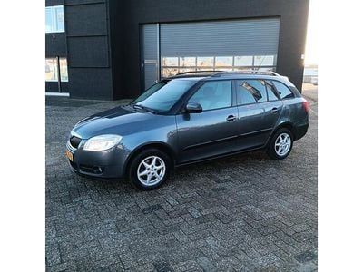 Grijs Gebruikt 2009 Skoda Fabia Tour Stationwagen | € 2.499 (Goede deal)