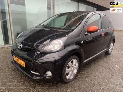 tweedehands Toyota Aygo 1.0 VVT-i Orange AIRCO BJ 7-2012 APK 2-2025