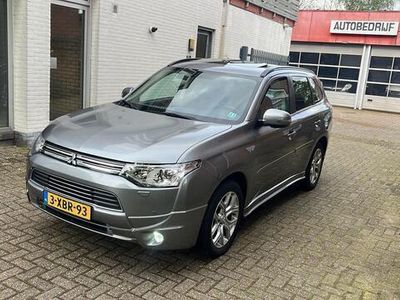 tweedehands Mitsubishi Outlander 2.0 PHEV Instyle 67.000 NAP DKM AUTOMAAT GRIJS 2014