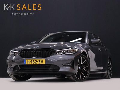 Grijs Gebruikt 2020 BMW 330e Sport Line Sedan | € 25.440 (Eerlijke prijs)