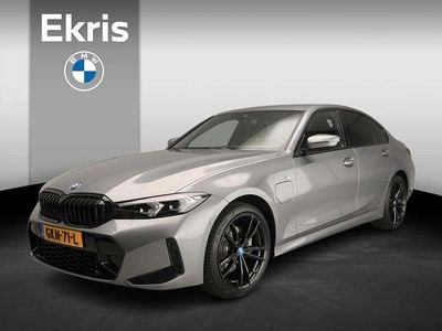 BMW 330e