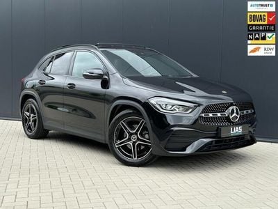 Zwart Gebruikt 2022 Mercedes GLA200 AMG SUV | € 45.450 (Duur)