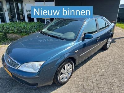 tweedehands Ford Mondeo 1.8-16V Ambiente ECC/CRUISE/AIRBAG/LMV