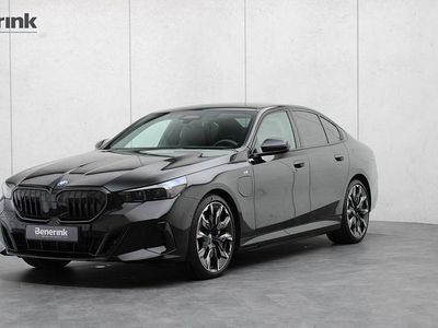 Zwart Occasion 2024 BMW 550e M Sport Sedan | € 82.950 (Duur)