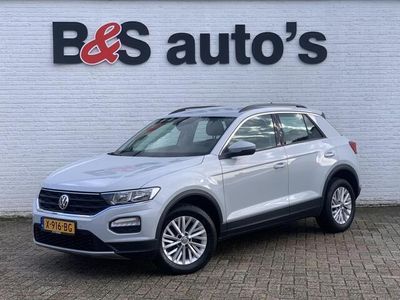 tweedehands VW T-Roc 1.5 TSI Sport DSG Trekhaak Navigatie Clima Adptive