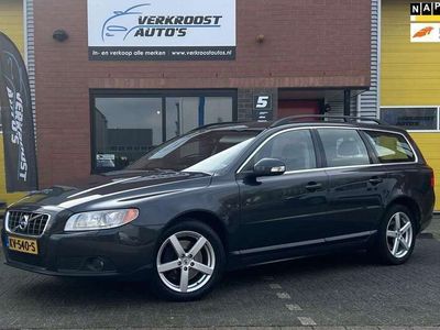 tweedehands Volvo V70 2.4 D5 Summum 204pk. navi. stoelverwarming. leder.