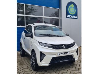 Wit Nieuw 2025 Aixam e-Crossover Hatchback | € 19.639