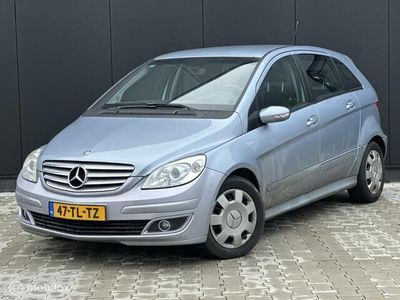 Mercedes B180