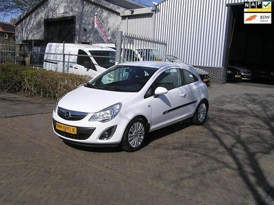 Wit Occasion 2013 Opel Corsa Design Edition Hatchback | € 6.450 (Eerlijke prijs)