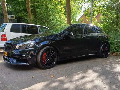 Mercedes A45 AMG