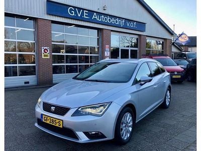Grijs Gebruikt 2015 Seat Leon Style Stationwagen | € 12.950 (Iets duurder)