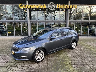 Grijs Occasion 2018 Skoda Octavia Business Line Stationwagen | € 15.850 (Eerlijke prijs)