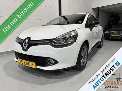 Wit Gebruikt 2016 Renault Clio GrandTour Night&Day Stationwagen | € 7.440 (Eerlijke prijs)