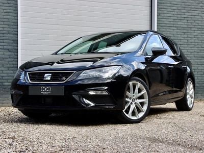 Zwart Gebruikt 2018 Seat Leon Beats Hatchback | € 18.900 (Eerlijke prijs)