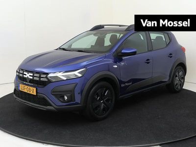 Blauw Gebruikt 2025 Dacia Sandero Expression Hatchback | € 25.935