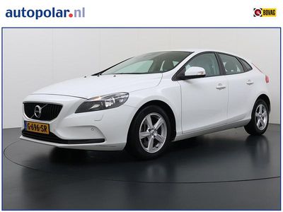 Wit Gebruikt 2017 Volvo V40 Momentum Stationwagen | € 14.850 (Goede deal)