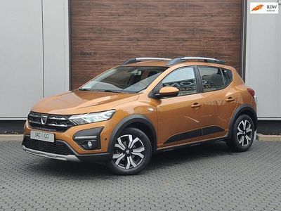 Oranje Occasion 2020 Dacia Sandero Comfort Hatchback | € 12.850 (Iets duurder)