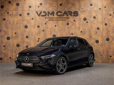 Zwart Gebruikt 2024 Mercedes A250 AMG line Hatchback | € 38.900 (Iets duurder)