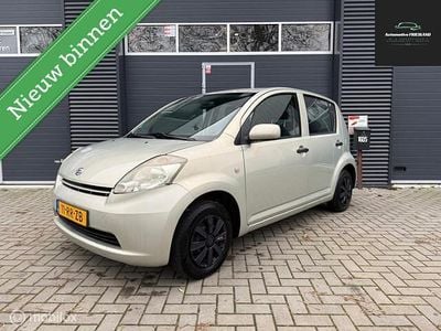 Beige Gebruikt 2005 Daihatsu Sirion Hatchback | € 950 (Eerlijke prijs)