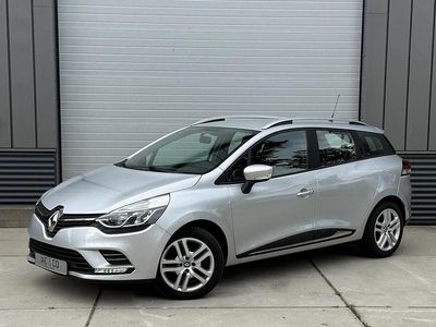 Grijs Gebruikt 2017 Renault Clio GrandTour Zen Stationwagen | € 10.250 (Eerlijke prijs)
