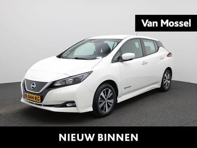 Wit Occasion 2021 Nissan Leaf Acenta Hatchback | € 12.900 (Goede deal)