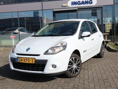 tweedehands Renault Clio R.S. 1.2 Authentique AIRCO 5 D TREKHAAK NIEUWE RIEM