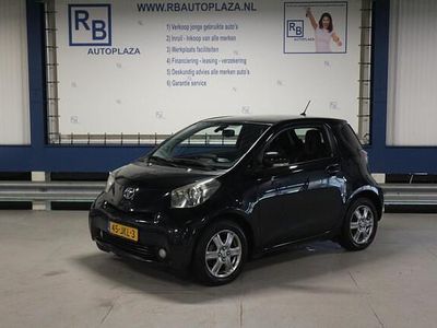 Zwart Gebruikt 2009 Toyota iQ Hatchback | € 2.450