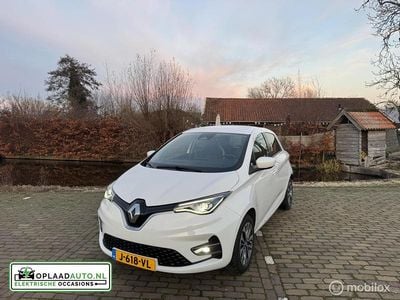 Wit Occasion 2020 Renault Zoe Intens Hatchback | € 10.950 (Goede deal)