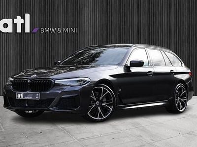 Grijs Occasion 2023 BMW 530 Executive Stationwagen | € 46.900 (Eerlijke prijs)