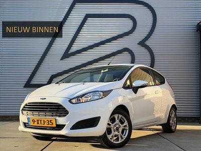 Wit Gebruikt 2014 Ford Fiesta Style Hatchback | € 4.349 (Eerlijke prijs)