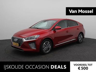 Rood, metallic lak Gebruikt 2021 Hyundai Ioniq Comfort Hatchback | € 18.440 (Eerlijke prijs)