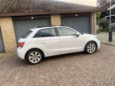 Wit Occasion 2013 Audi A1 Hatchback | € 8.200 (Iets duurder)