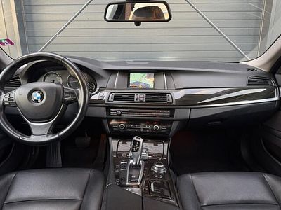 Zwart Gebruikt 2013 BMW 520 Executive Sedan | € 16.850 (Iets duurder)