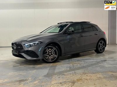 Grijs Gebruikt 2024 Mercedes A250 AMG line Hatchback | € 39.900 (Duur)