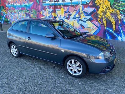 Occasion Seat Ibiza Sport 101 PK (74 kW) 2006 Grijs Hatchback