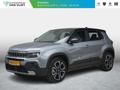 Grijs Occasion 2025 Jeep Avenger Summit SUV | € 35.589 (Duur)