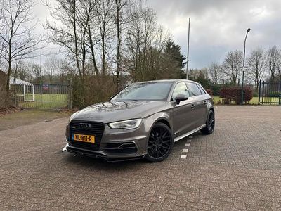 Occasion 2015 Audi e-tron S-Line SUV | € 10.999 (Duur)