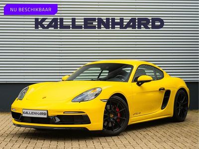 Geel Occasion 2023 Porsche 718 Cayman Coupé | € 116.875
