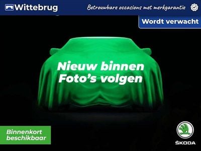 Blauw Gebruikt 2023 Skoda Octavia Ambition Stationwagen | € 23.450 (Eerlijke prijs)