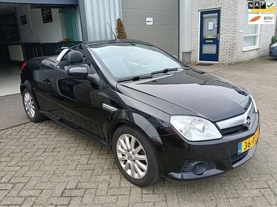 Occasion Opel Tigra Cosmo 90 PK (66 kW) 2005 Zwart Cabriolet