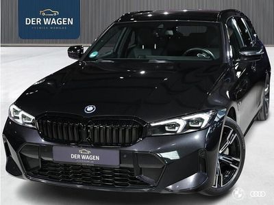 Zwart Occasion 2022 BMW 330 M Sport Stationwagen | € 39.750 (Eerlijke prijs)