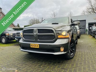 tweedehands Dodge Ram PICKUP 1500 4X4 5.7 V8 4x4 Crew Cab 5'7 Sport Bomvol alle optie's