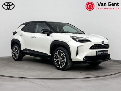 Wit Occasion 2025 Toyota Yaris Cross Executive SUV | € 28.999 (Goede deal)