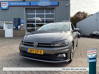 Grijs Occasion 2021 VW Polo R-line Edition Hatchback | € 18.950 (Duur)