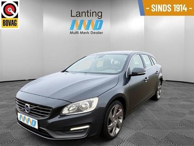 Grijs Occasion 2014 Volvo V60 Momentum Stationwagen | € 4.595 (Eerlijke prijs)