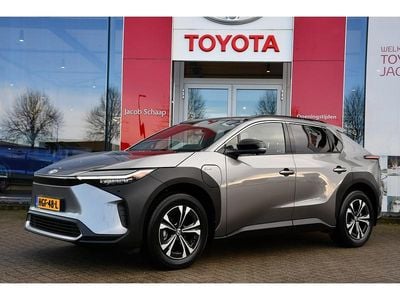 Grijs Occasion 2025 Toyota bZ4X Premium SUV | € 39.999 (Eerlijke prijs)