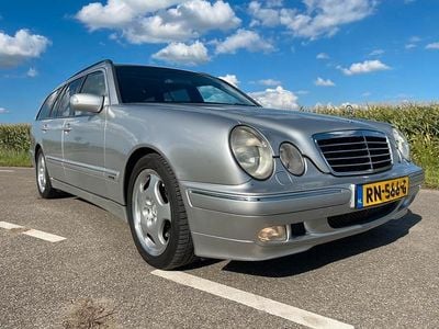 Gebruikt 2001 Mercedes E430 Sedan | € 8.950